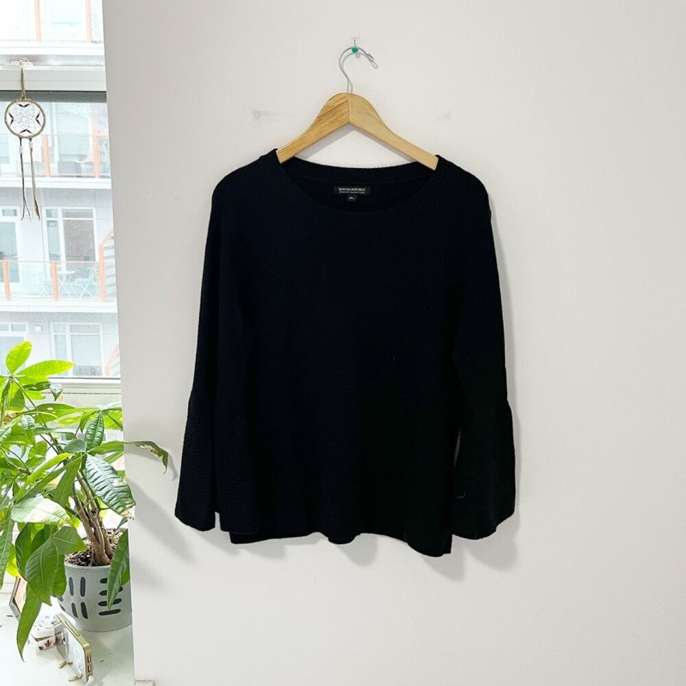Banana Republic Black Italian Yarn Bell Sleeve Sweater Size XL